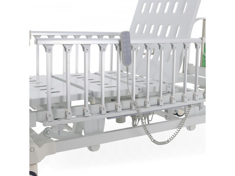 Детская медицинская кровать