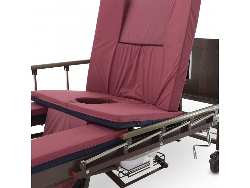 Кровать механическая Med-Mos YG-5 (ММ-5124Н-01) ЛДСП с боковым переворачиванием, туалетным устройством и функцией «кардиокресло»  с противопролежневым матрасом в комплекте