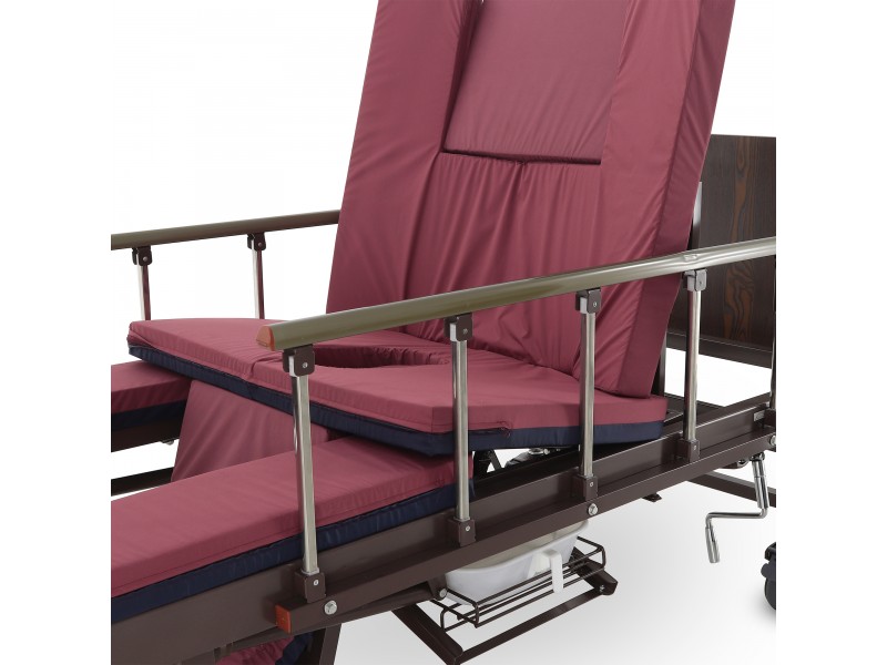 Кровать механическая Med-Mos YG-5 (ММ-5124Н-01) ЛДСП с боковым переворачиванием, туалетным устройством и функцией «кардиокресло»  с противопролежневым матрасом в комплекте