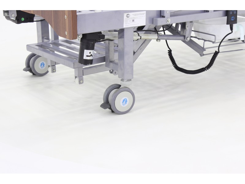 Кровать электрическая Med-Mos YG-3 (МЕ-5228Н-11) с боковым переворачиванием, туалетным устройством и функцией «кардиокресло»