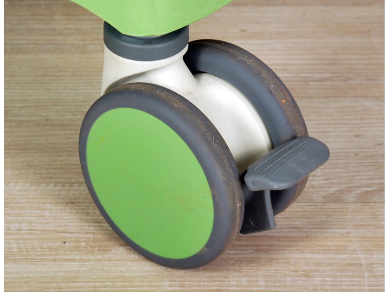 Кровать неонатальная Med-Mos F-48 (MM-2012Р-01) (3 функции) со съёмным кювезом