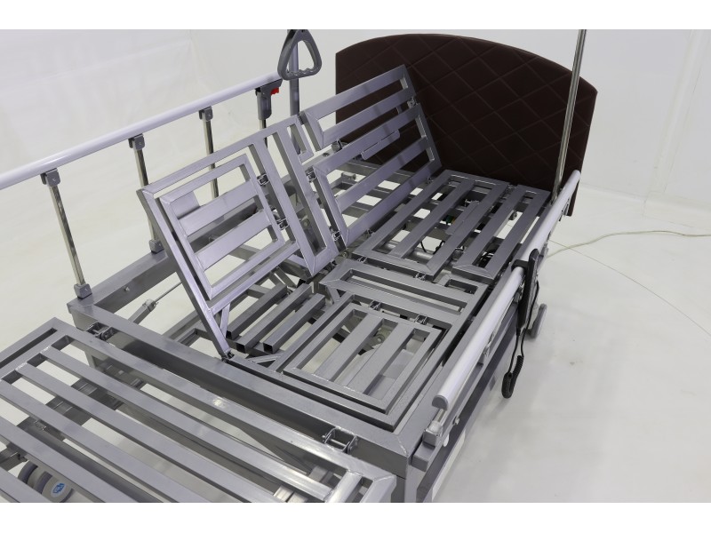 Кровать электрическая Med-Mos DB-11А (МЕ-5228Н-00) темный стандарт с боковым переворачиванием, туалетным устройством и функцией «кардиокресло»